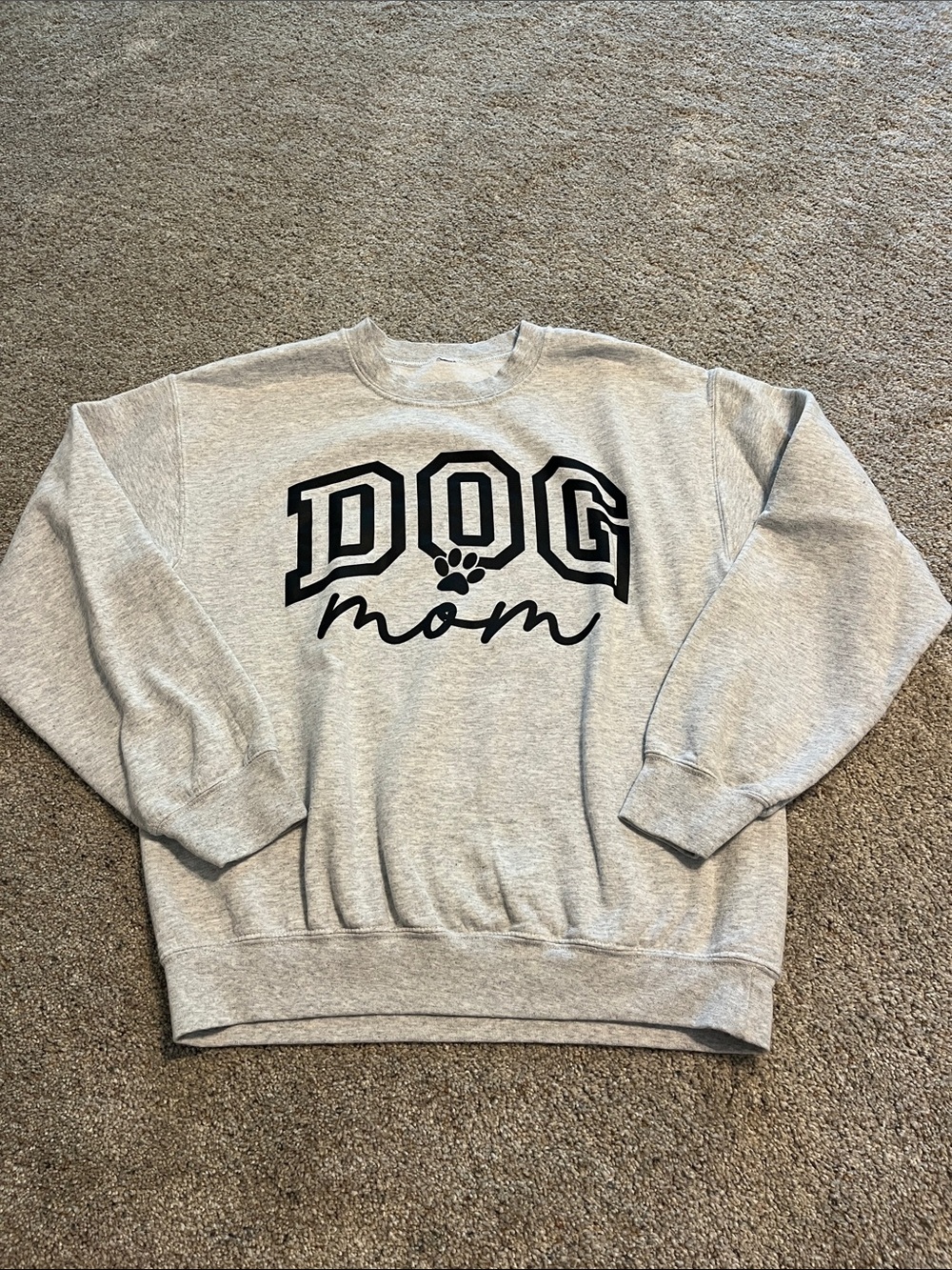 Comfort Colors Gray "DOG mom" Pullover Sweatshirt